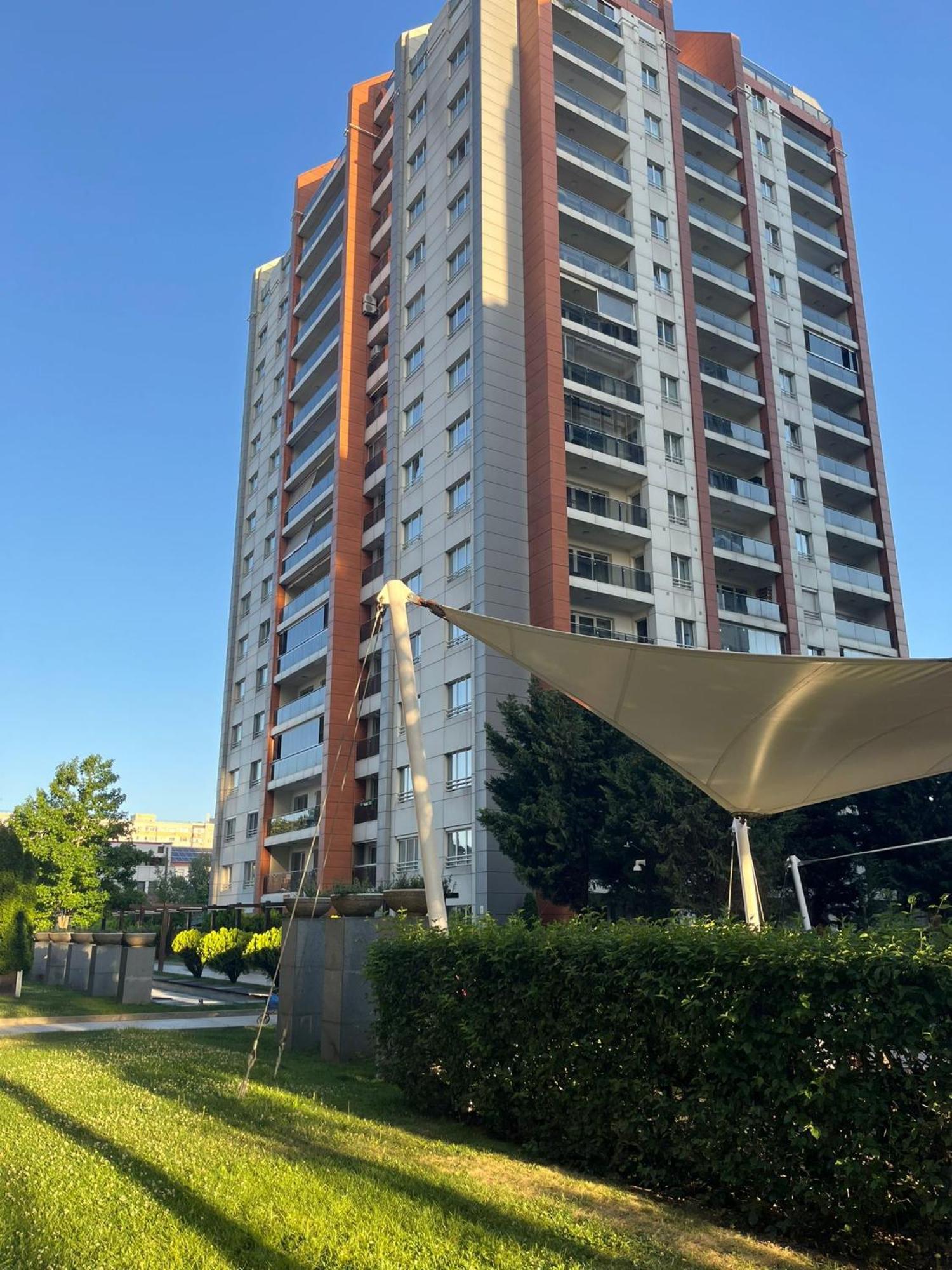 Central City Oasis - Incity Bukarest Eksteriør billede